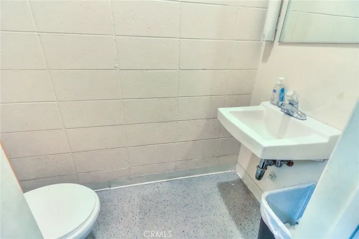705 W Foothill Boulevard, Glendora, California 91741