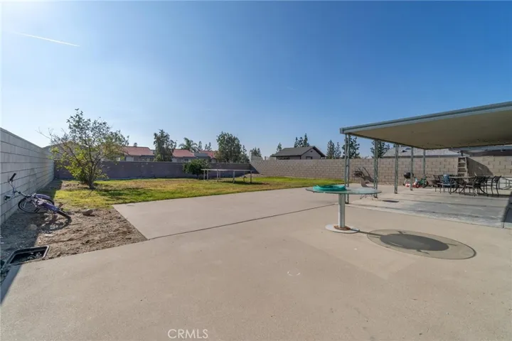 17451 Seville Court, Fontana, California 92335