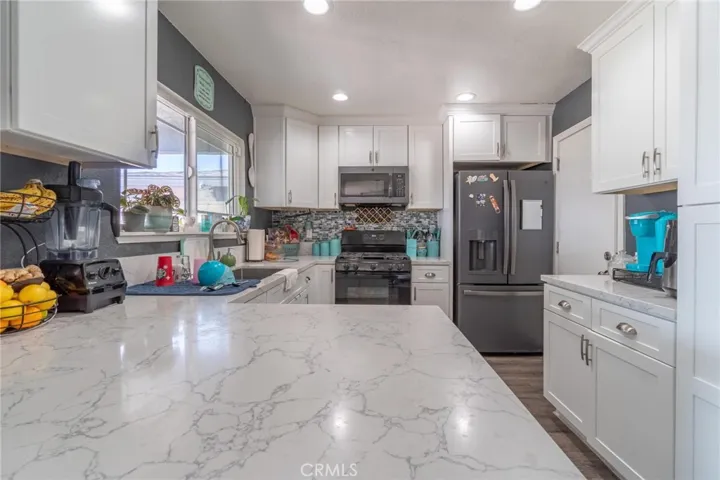 17451 Seville Court, Fontana, California 92335