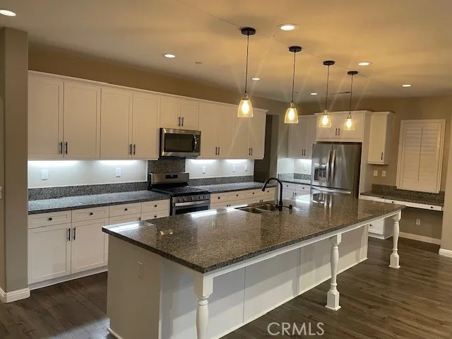 29633 Far Shore Drive, Menifee, California 92585