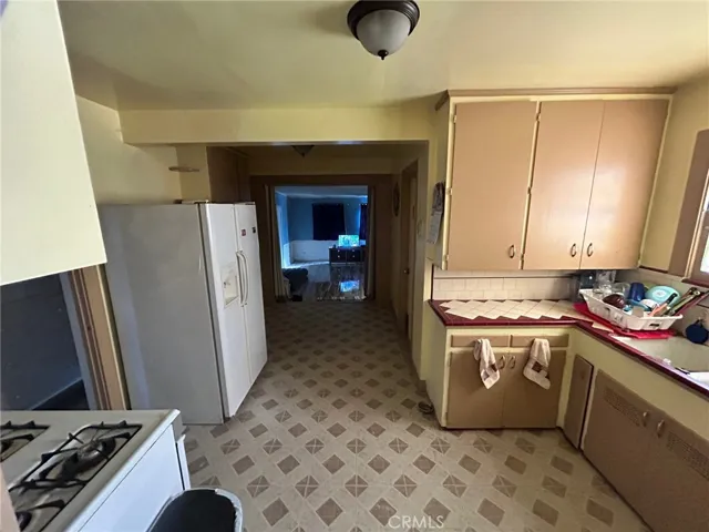 3975 N Mountain View Avenue, San Bernardino, California 92405