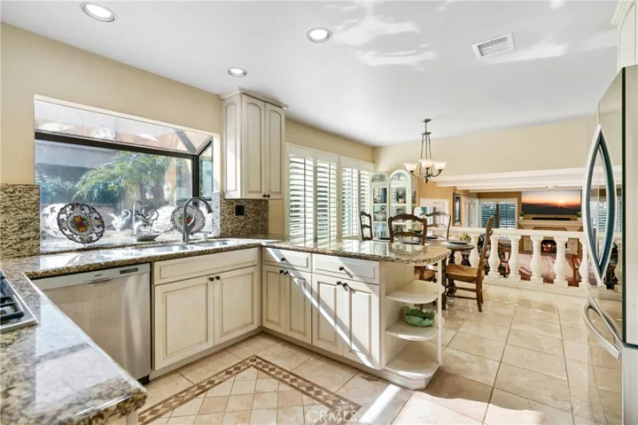 12692 Hillside Drive, Moorpark, California 93021