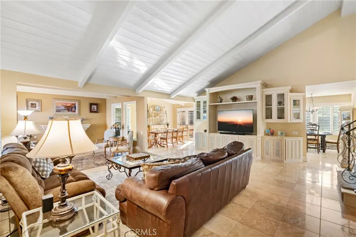 12692 Hillside Drive, Moorpark, California 93021