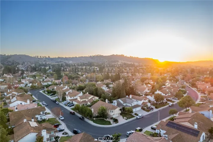 12692 Hillside Drive, Moorpark, California 93021