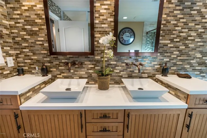 12692 Hillside Drive, Moorpark, California 93021
