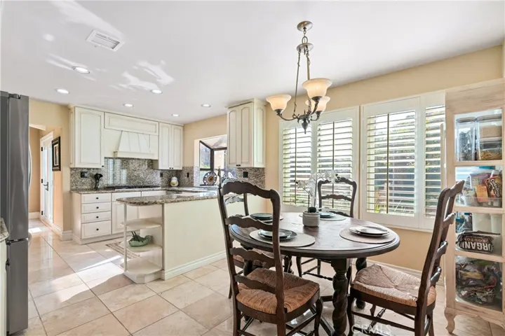 12692 Hillside Drive, Moorpark, California 93021
