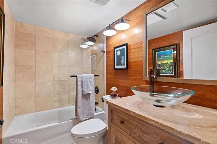 12692 Hillside Drive, Moorpark, California 93021