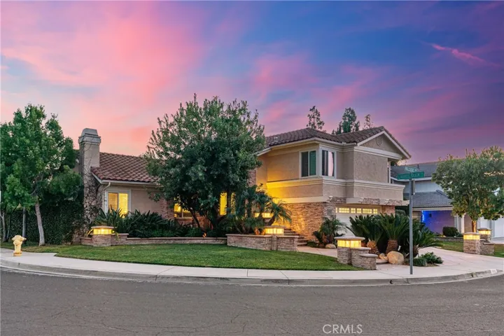 12692 Hillside Drive, Moorpark, California 93021