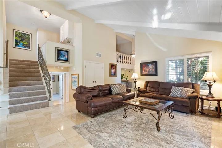 12692 Hillside Drive, Moorpark, California 93021