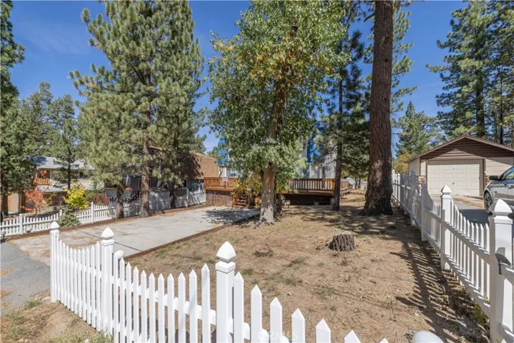 40144 Hillcrest Drive, Big Bear, California 92315