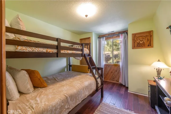 40144 Hillcrest Drive, Big Bear, California 92315