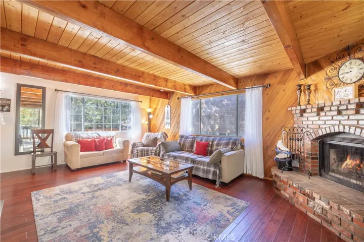40144 Hillcrest Drive, Big Bear, California 92315