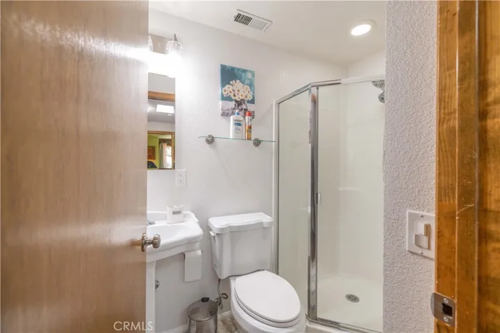40144 Hillcrest Drive, Big Bear, California 92315