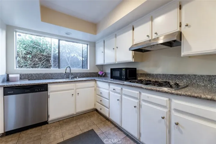 8740 Willis Avenue 7, Panorama City, California 91402