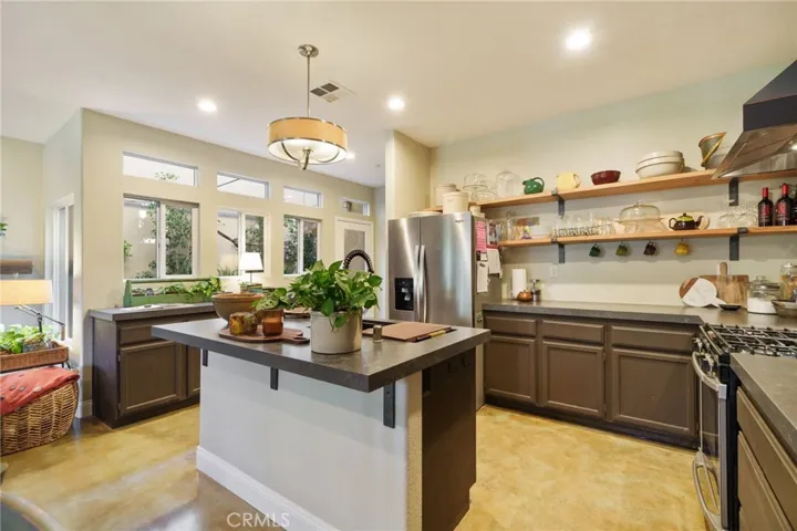 6360 Manzanita Way, Riverside, California 92504