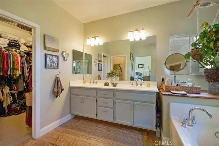 6360 Manzanita Way, Riverside, California 92504