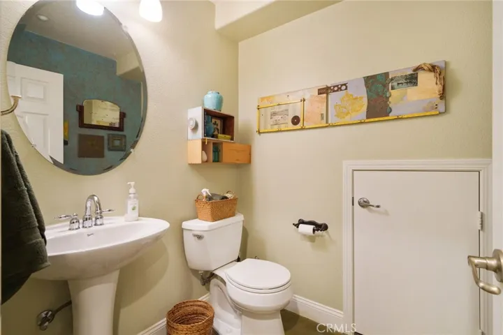 6360 Manzanita Way, Riverside, California 92504