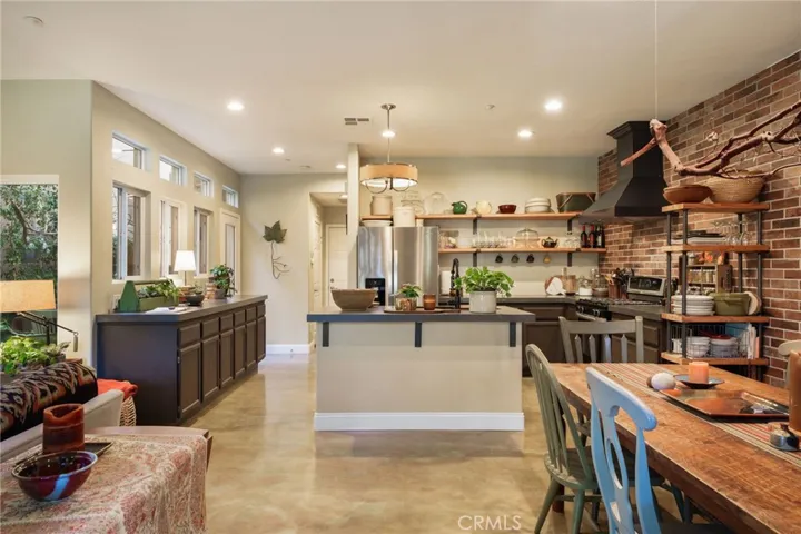 6360 Manzanita Way, Riverside, California 92504