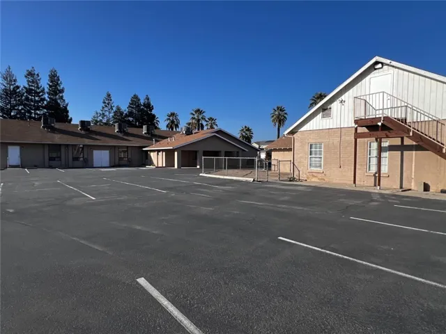 14319 W Kearney Boulevard, Kerman, California 93630