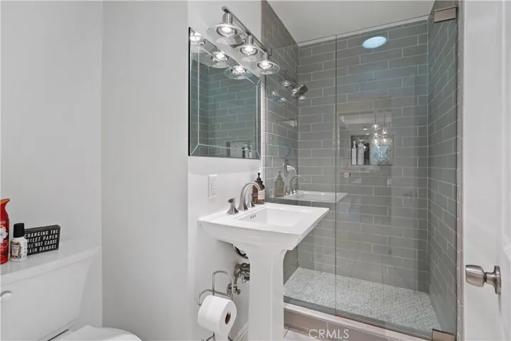 22258 Schoenborn Street, West Hills, California 91304