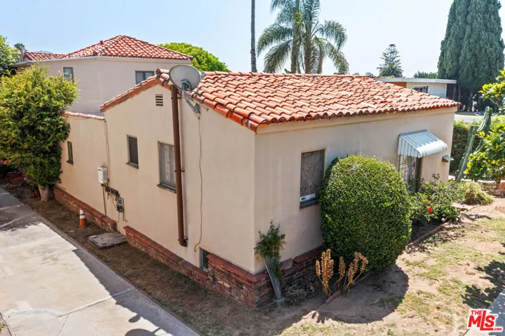 1938 Holmby Avenue, Los Angeles, California 90025