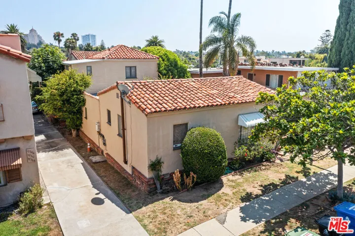 1938 Holmby Avenue, Los Angeles, California 90025