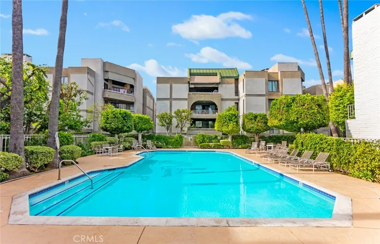 5330 Yarmouth Avenue Unit 214, Encino, California 91316
