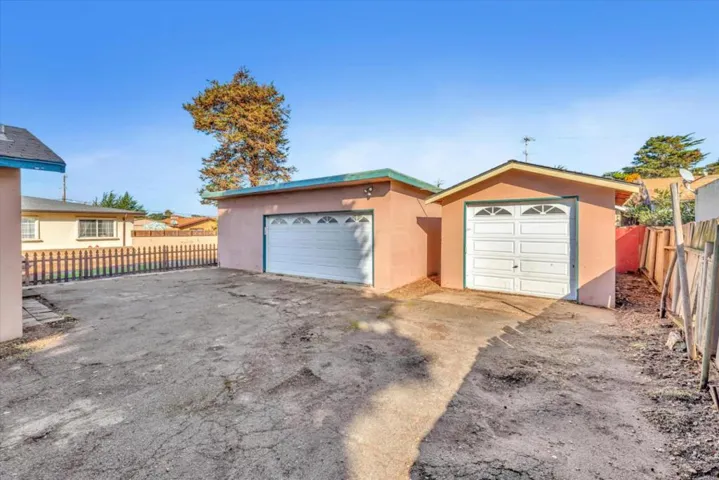 311 Del Robles Avenue, Monterey, California 93940