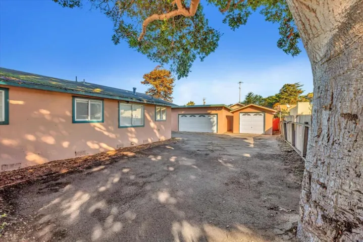 311 Del Robles Avenue, Monterey, California 93940