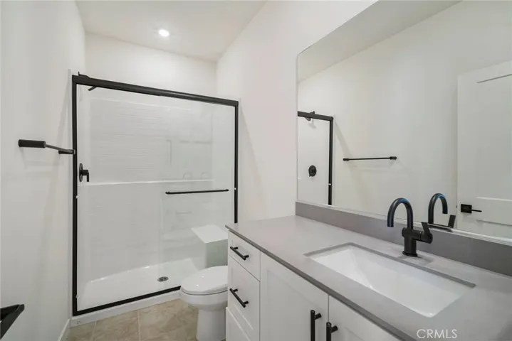 Bottom Level Bath