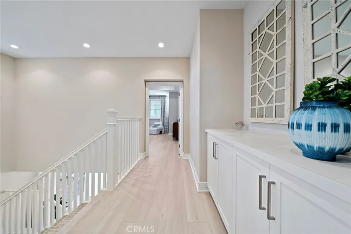 upstairs walk way