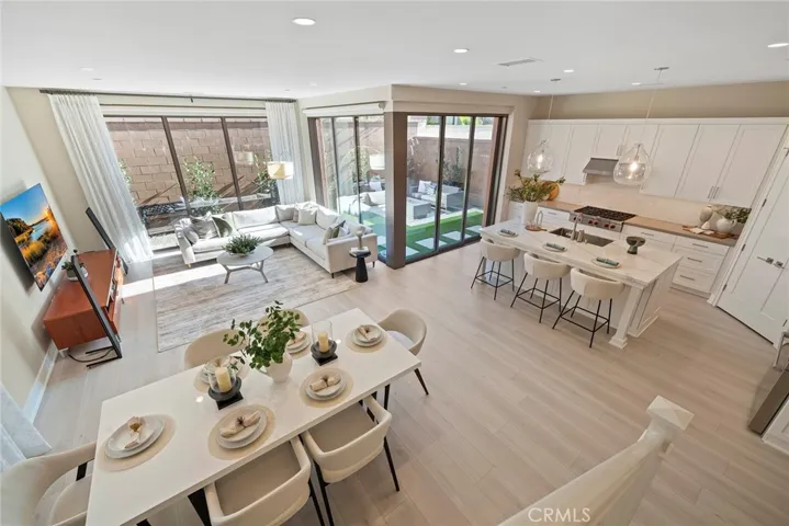 Living/dinning/kitchen