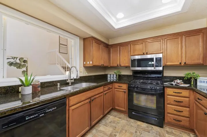 7463 Stonedale Drive, Pleasanton, California 94588