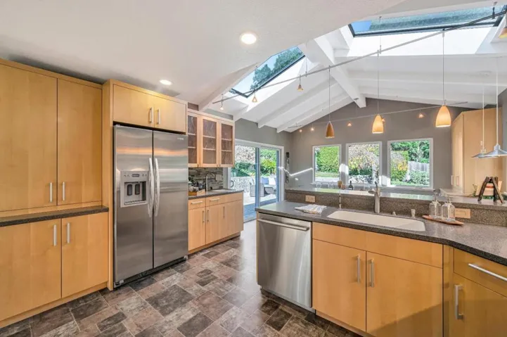 515 Carbonera Drive, Santa Cruz, California 95060