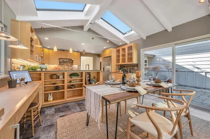 515 Carbonera Drive, Santa Cruz, California 95060