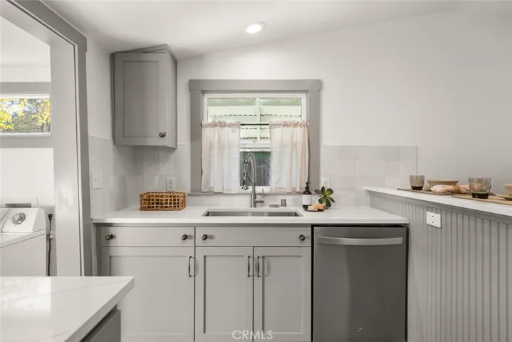 305 W 16th Street, Chico, California 95928