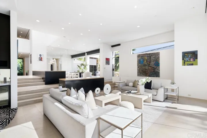 14821 Calle Montelibano, Rancho Santa Fe, California 92067