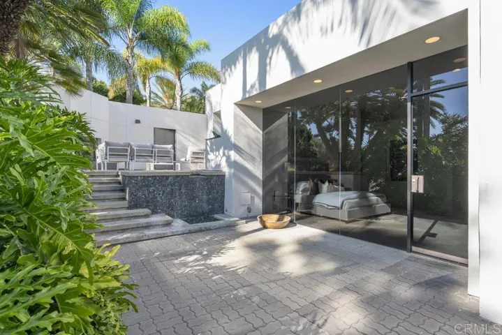 14821 Calle Montelibano, Rancho Santa Fe, California 92067