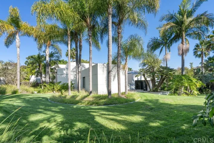 14821 Calle Montelibano, Rancho Santa Fe, California 92067
