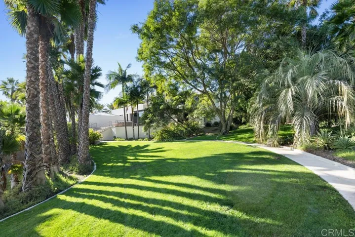 14821 Calle Montelibano, Rancho Santa Fe, California 92067