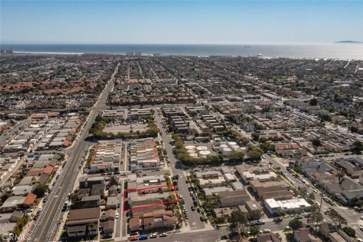311 Utica Avenue B, Huntington Beach, California 92648