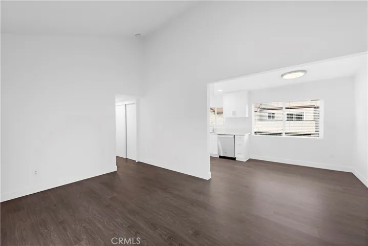311 Utica Avenue B, Huntington Beach, California 92648