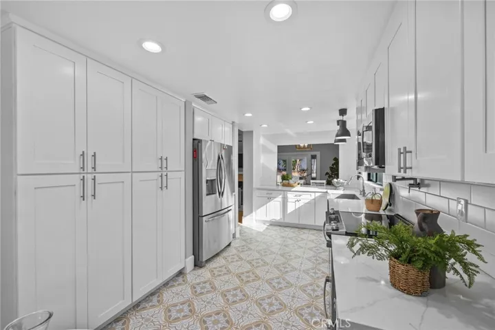 21092 Wood Hollow Lane, Rancho Santa Margarita, California 92679