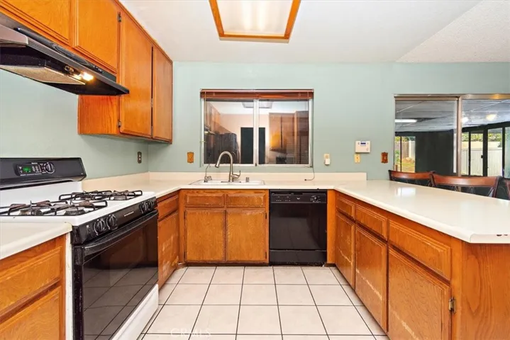15740 Fairview Drive, Fontana, California 92336