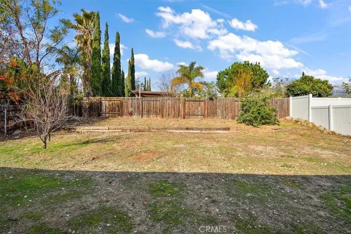 15740 Fairview Drive, Fontana, California 92336