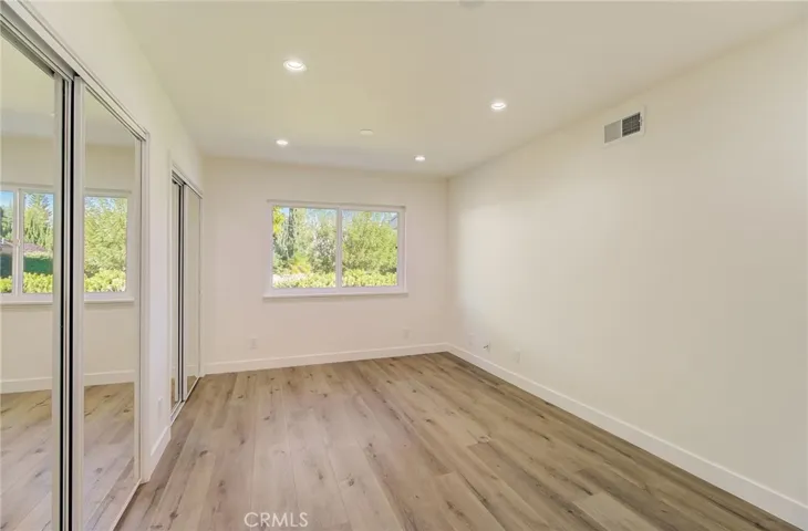 11200 Jellico Avenue, Granada Hills, California 91344