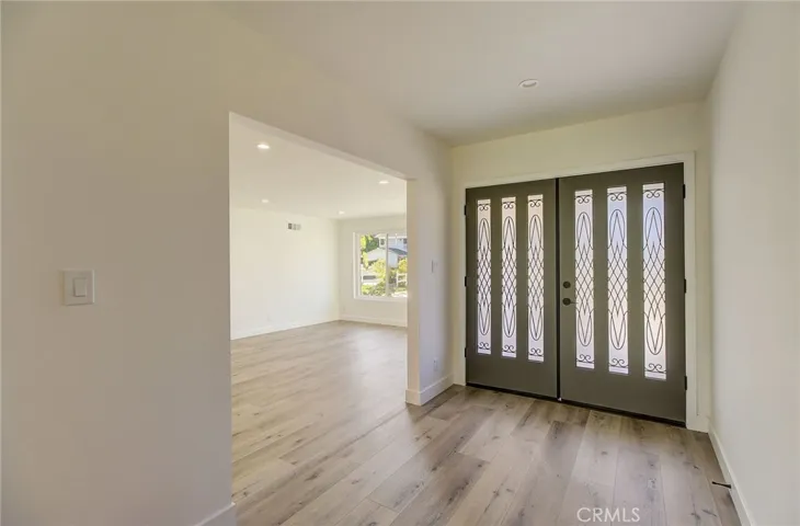 11200 Jellico Avenue, Granada Hills, California 91344