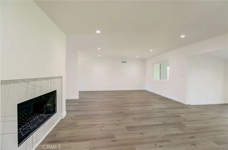 11200 Jellico Avenue, Granada Hills, California 91344