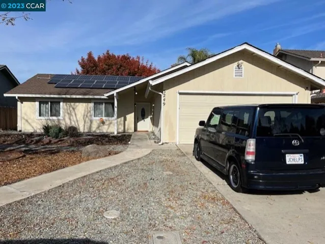 3249 Larchmont Drive, Stockton, California 95209