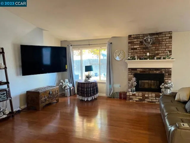 3249 Larchmont Drive, Stockton, California 95209